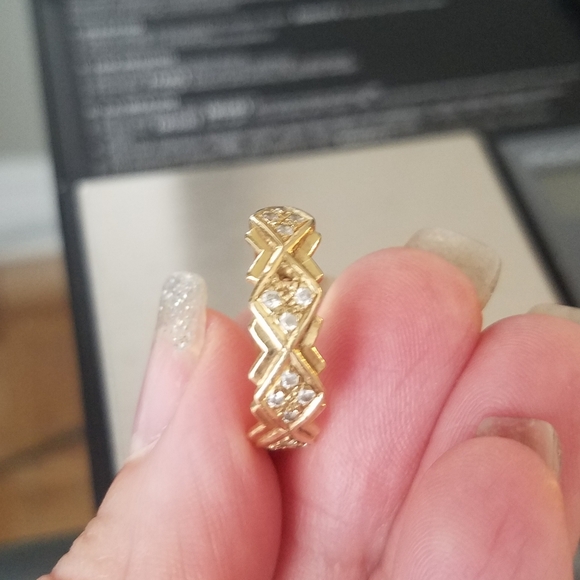 Beautiful 14k solid gold band ring w/diamonds Melisa's Finally yours - Picture 13 of 17